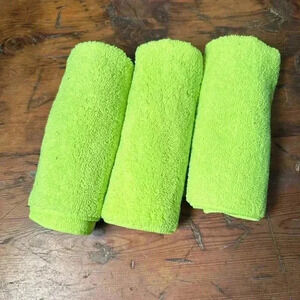 CHEMICAL GUYS Professional Extra Thick Supra Microfiber Towels, set of 3